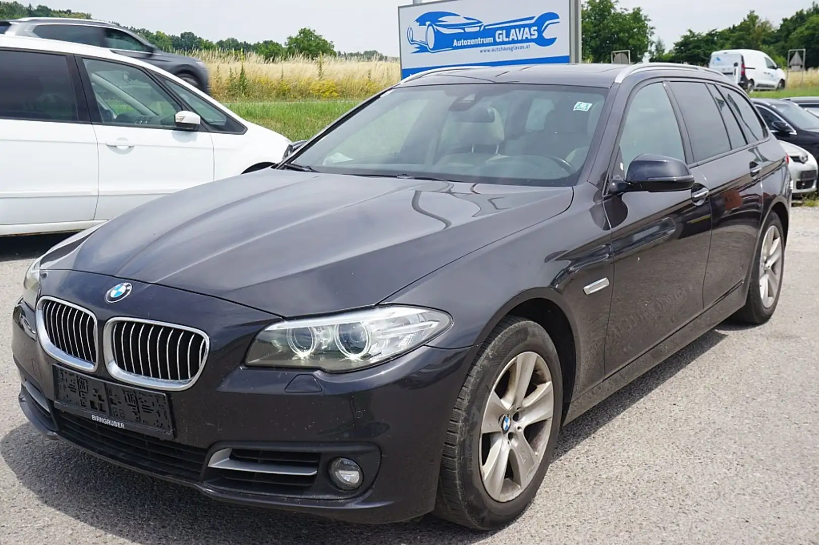 BMW 520 5er-Reihe Kombi Allrad Diesel (F11 LCI)  xDrive... Gris - 2