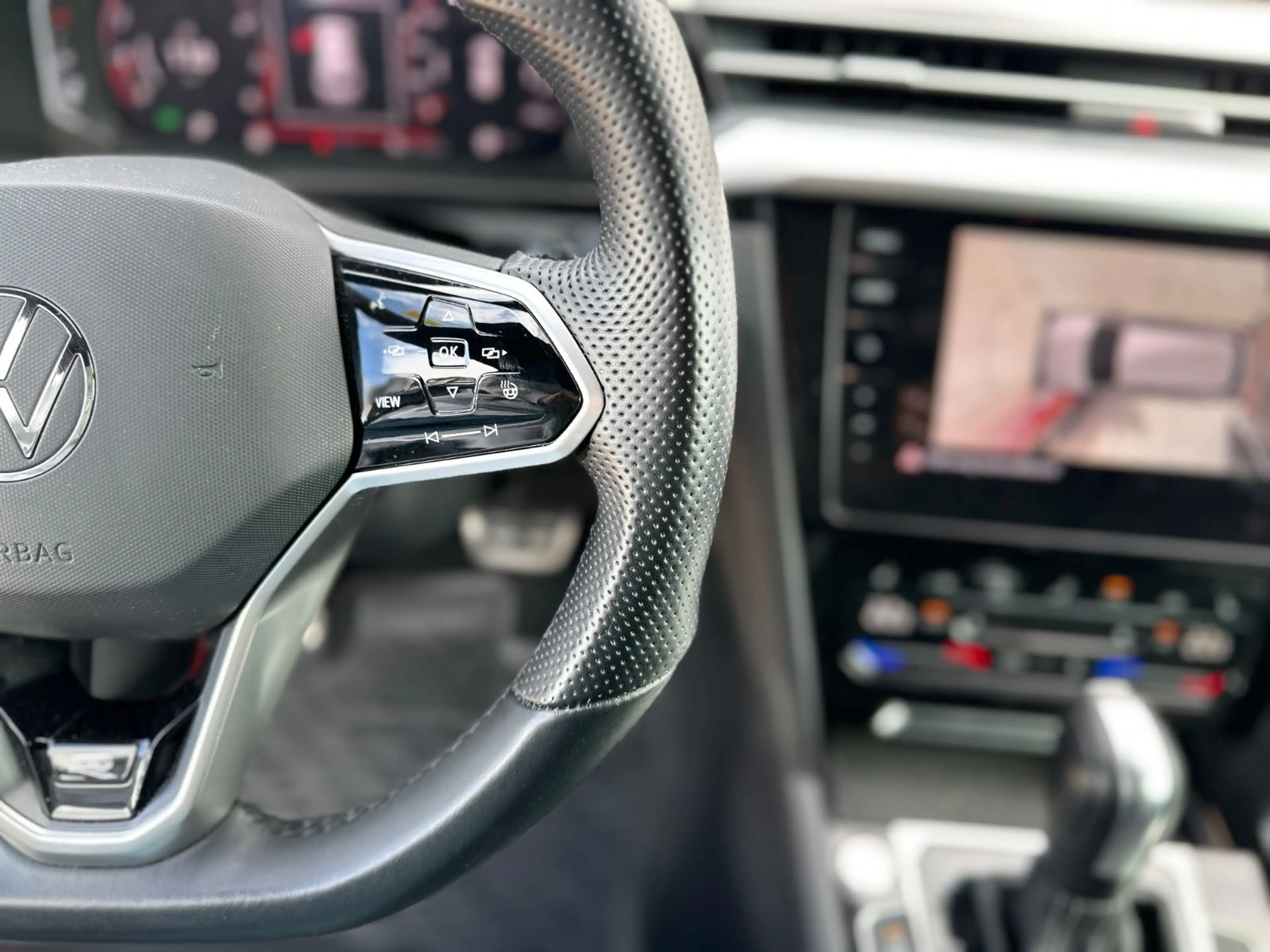Volkswagen Arteon SB 2.0 TSI R-LINE 4M*STANDH*AHK*360°*20"* — photo 14