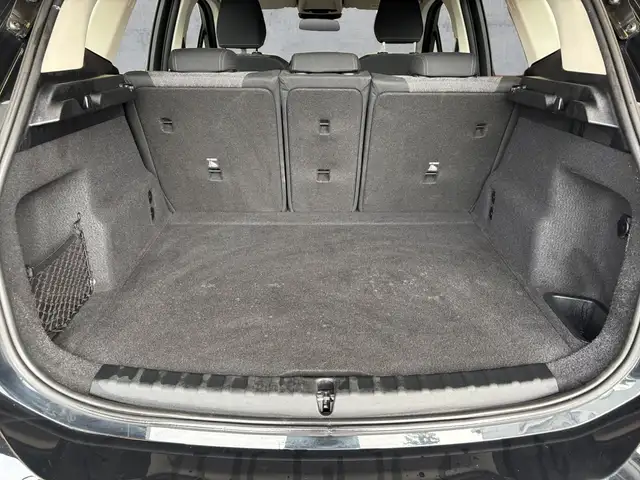 BMW 2 Series view 14