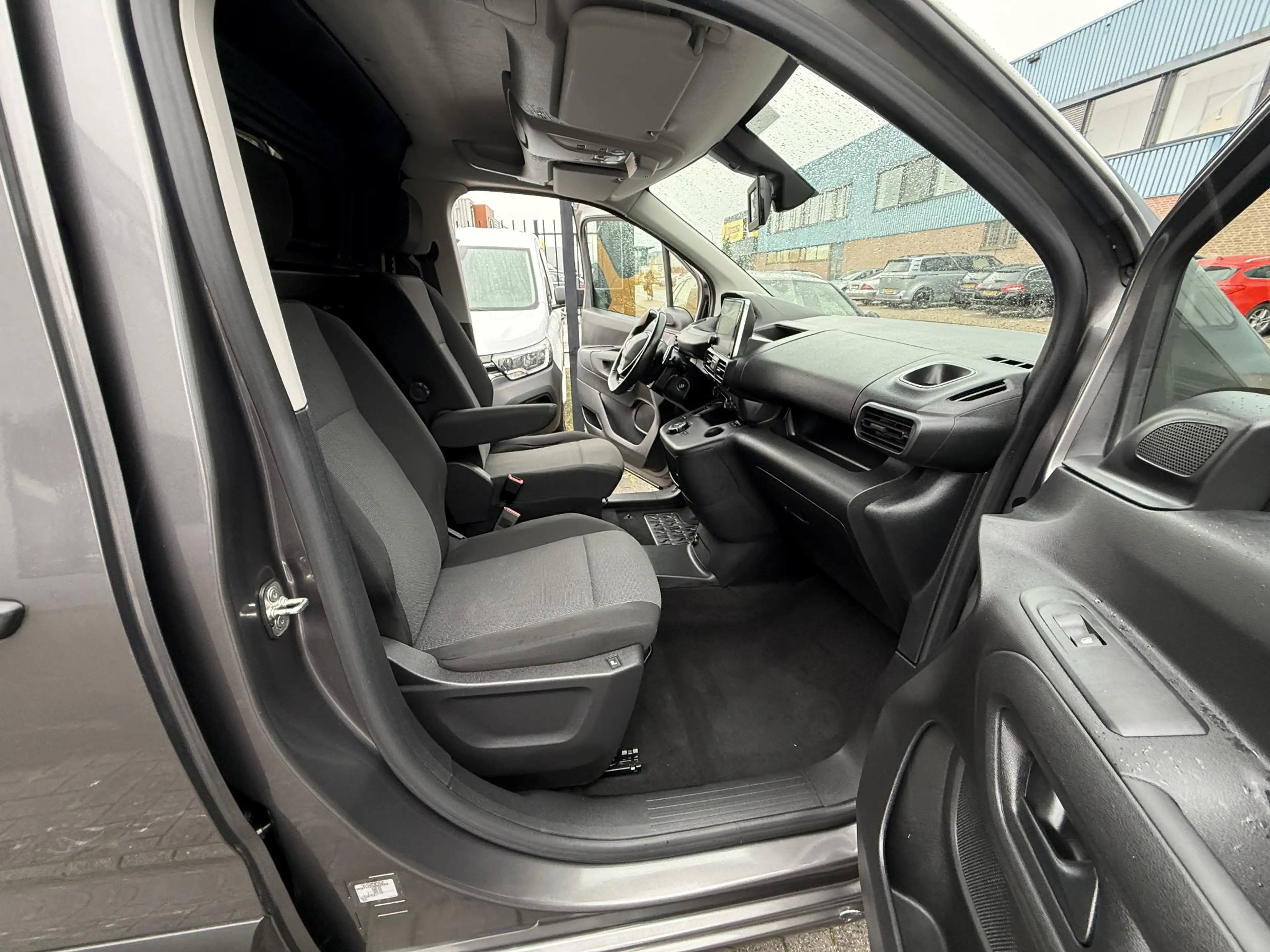 Peugeot Partner 1.5 BlueHDI Asphalt — photo 7