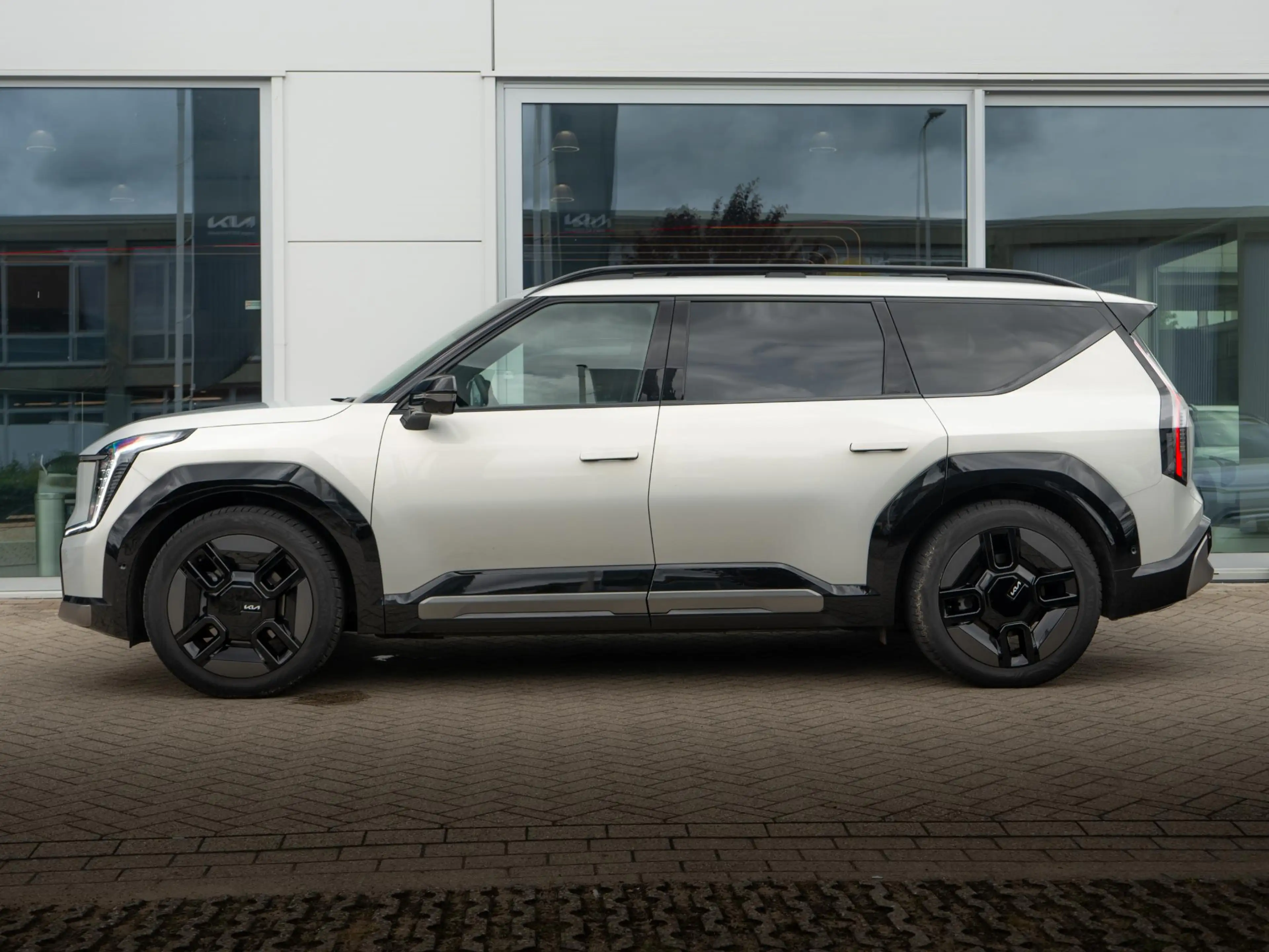 Kia EV9 GT-Line AWD 99.8 kWh | 7-Pers. | 21" | Head-Up | S — photo 5