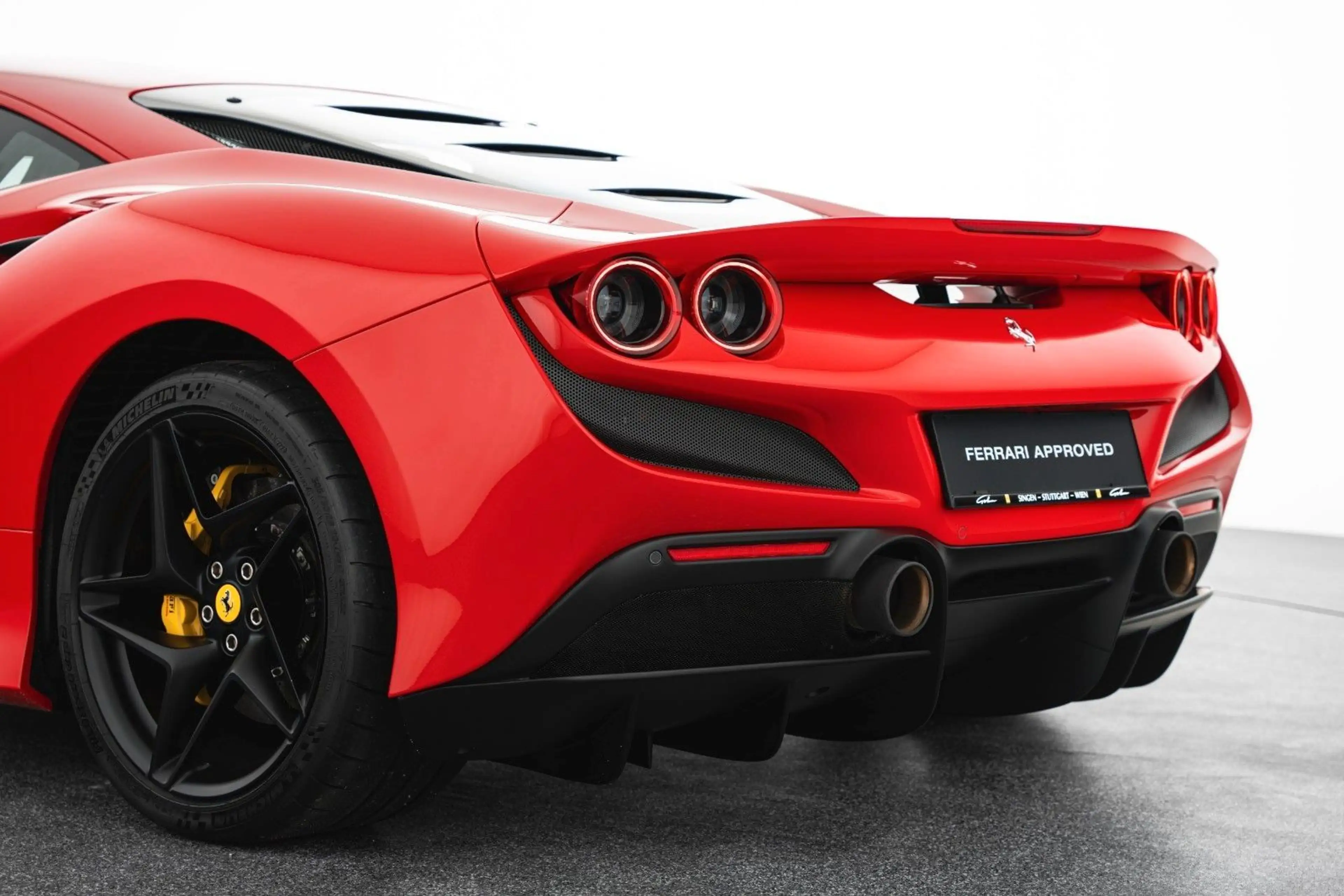 Ferrari F8 Tributo Coupé DCT Lift Carbon Sitze — photo 11