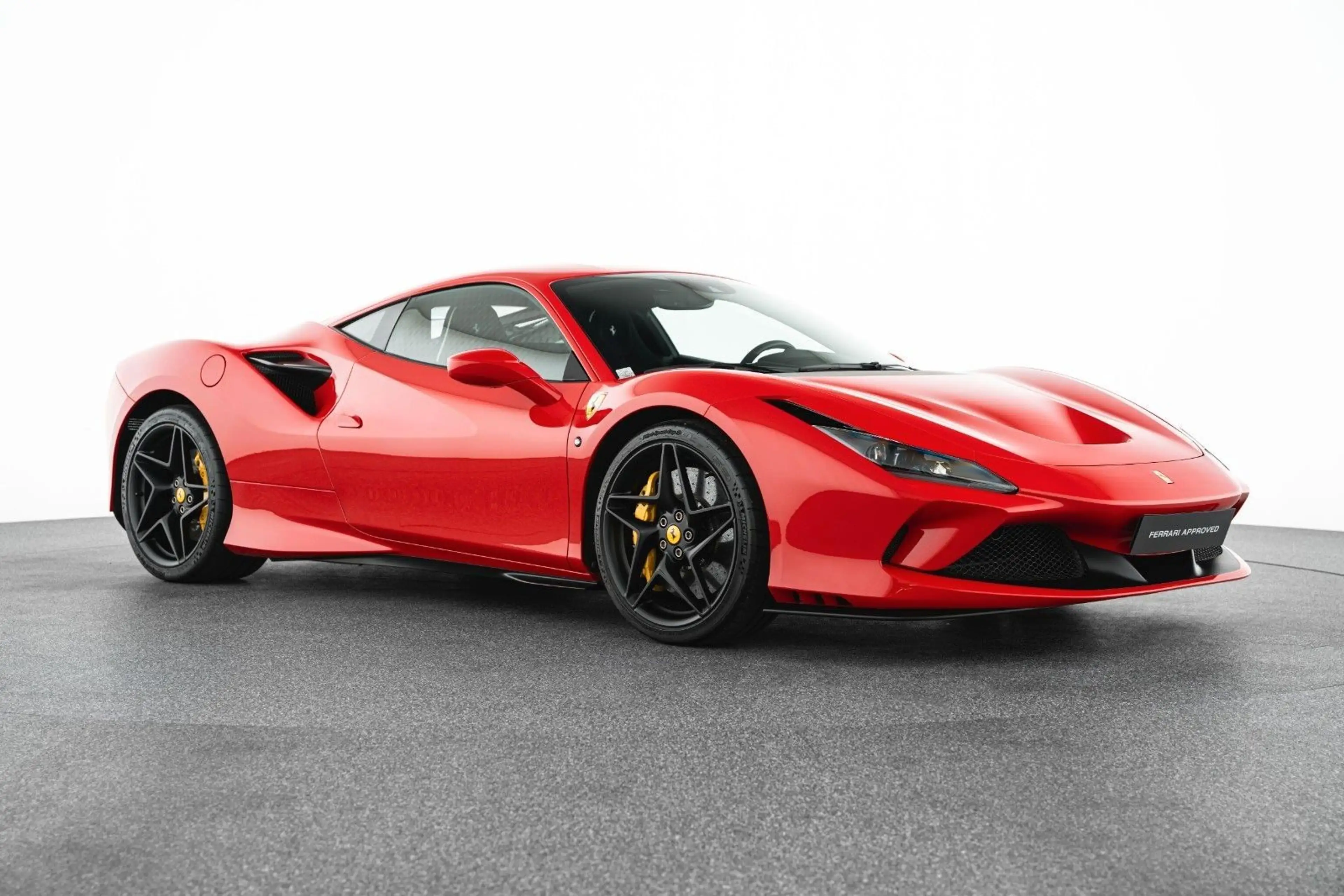 Ferrari F8 Tributo Coupé DCT Lift Carbon Sitze