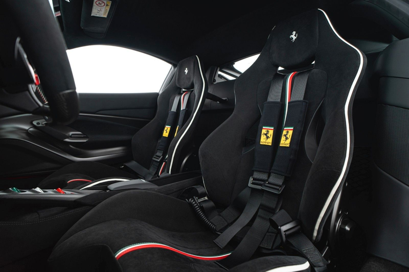 Ferrari F8 Tributo Coupé DCT Lift Carbon Sitze — photo 14