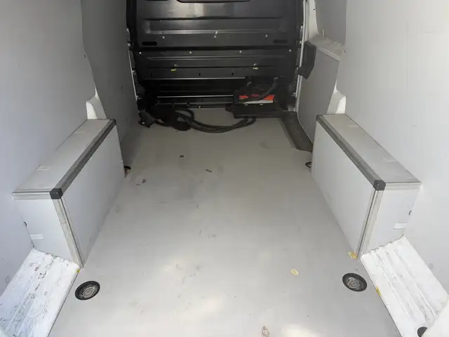 Opel Vivaro view 8