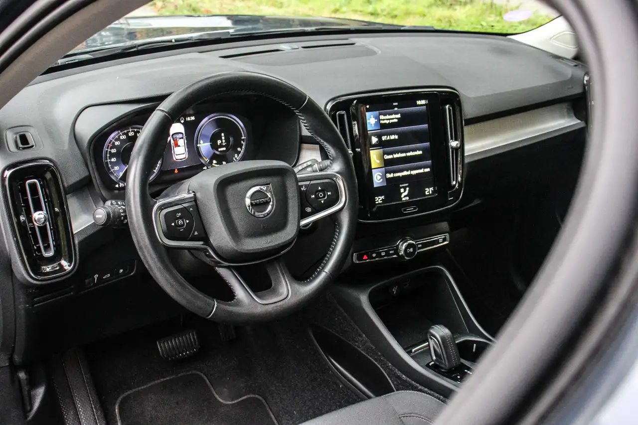 Volvo XC40 1.5 T5 TE PHEV Momentum DCT, миниатюра 7