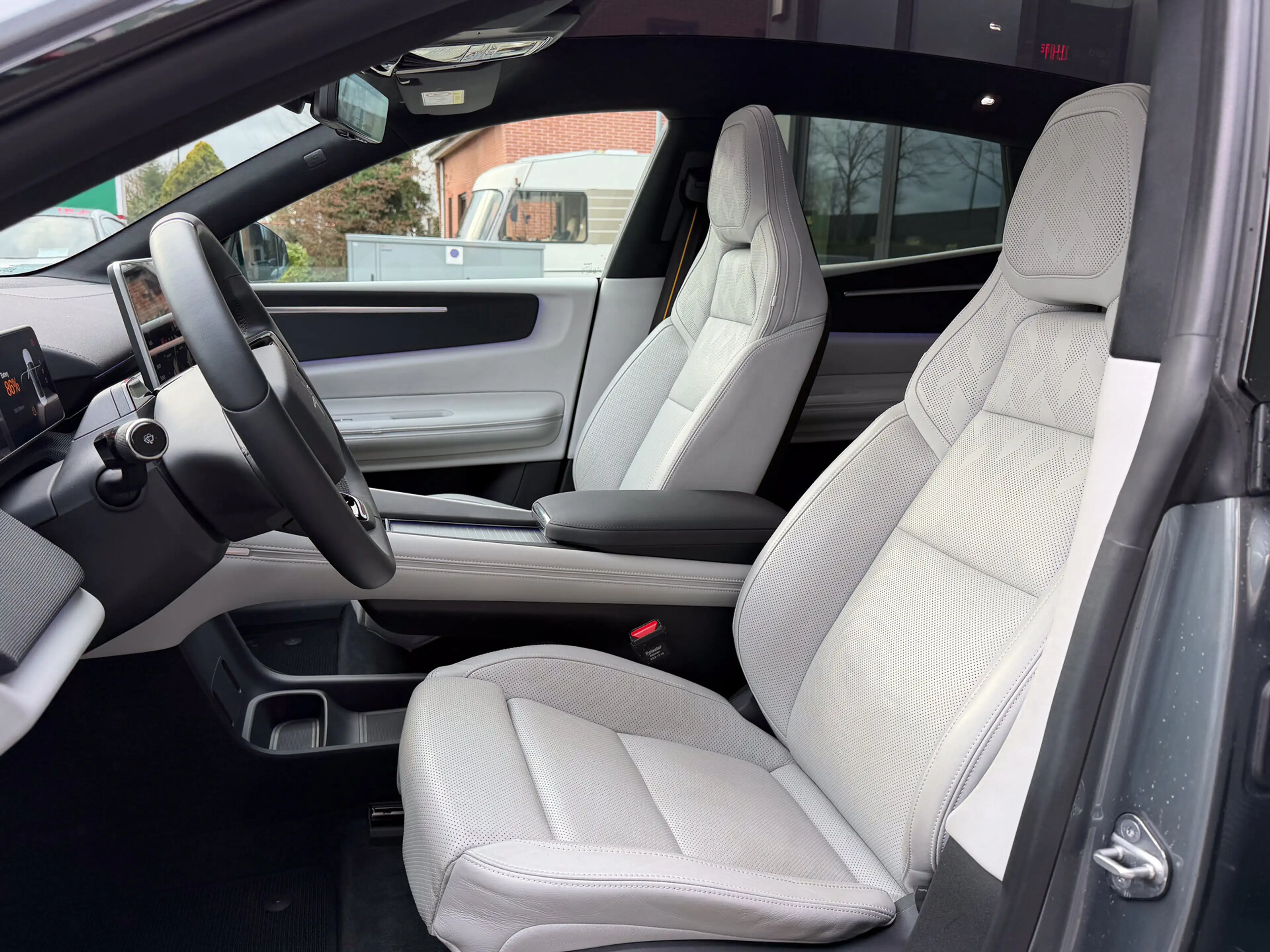Polestar 4 Long Range Single Motor - Nappa | Plus | Pilot — photo 9