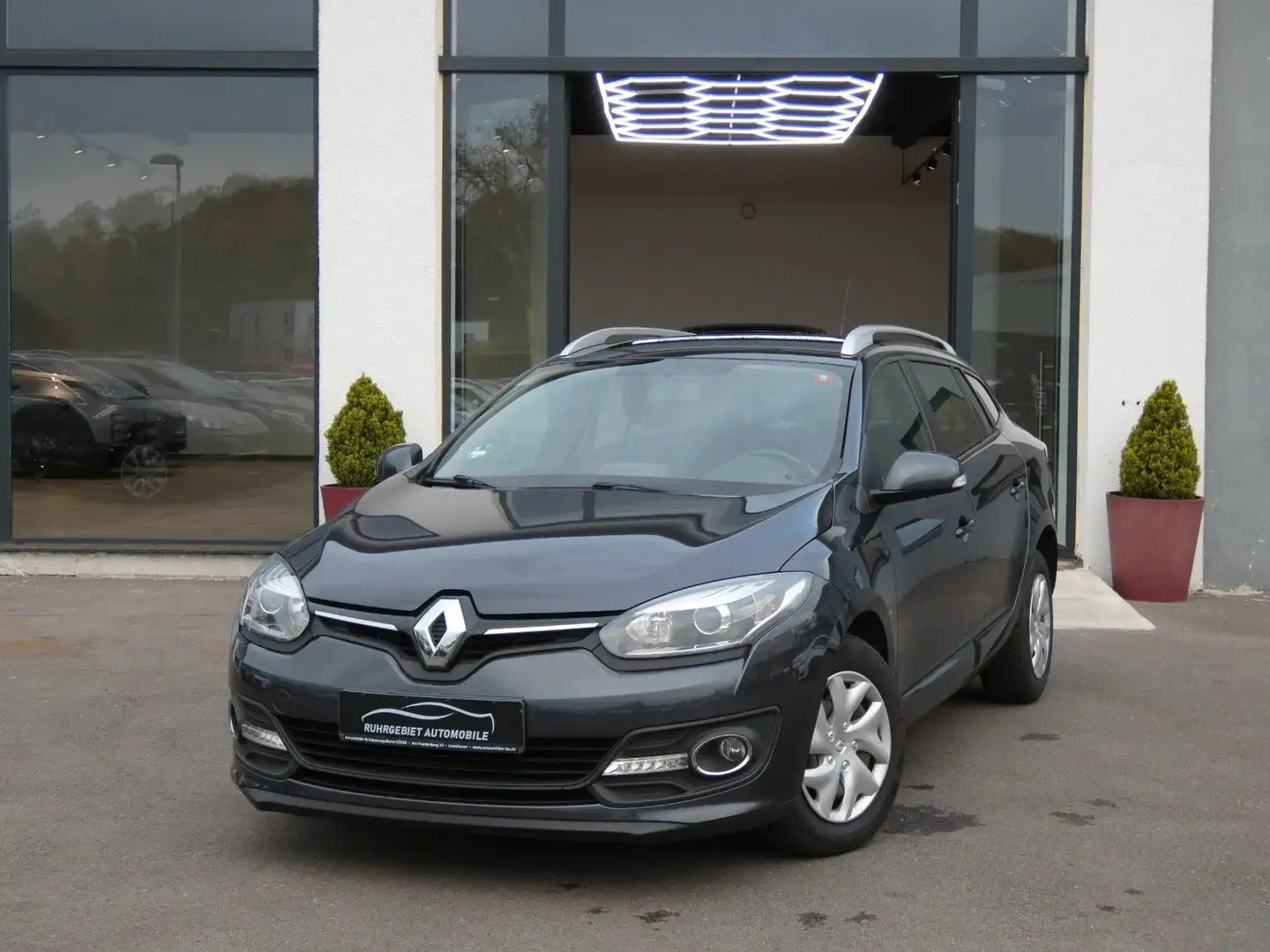 Renault Megane III Grandtour*Navi*Pdc*Klima*Tempomat* Grau - 1