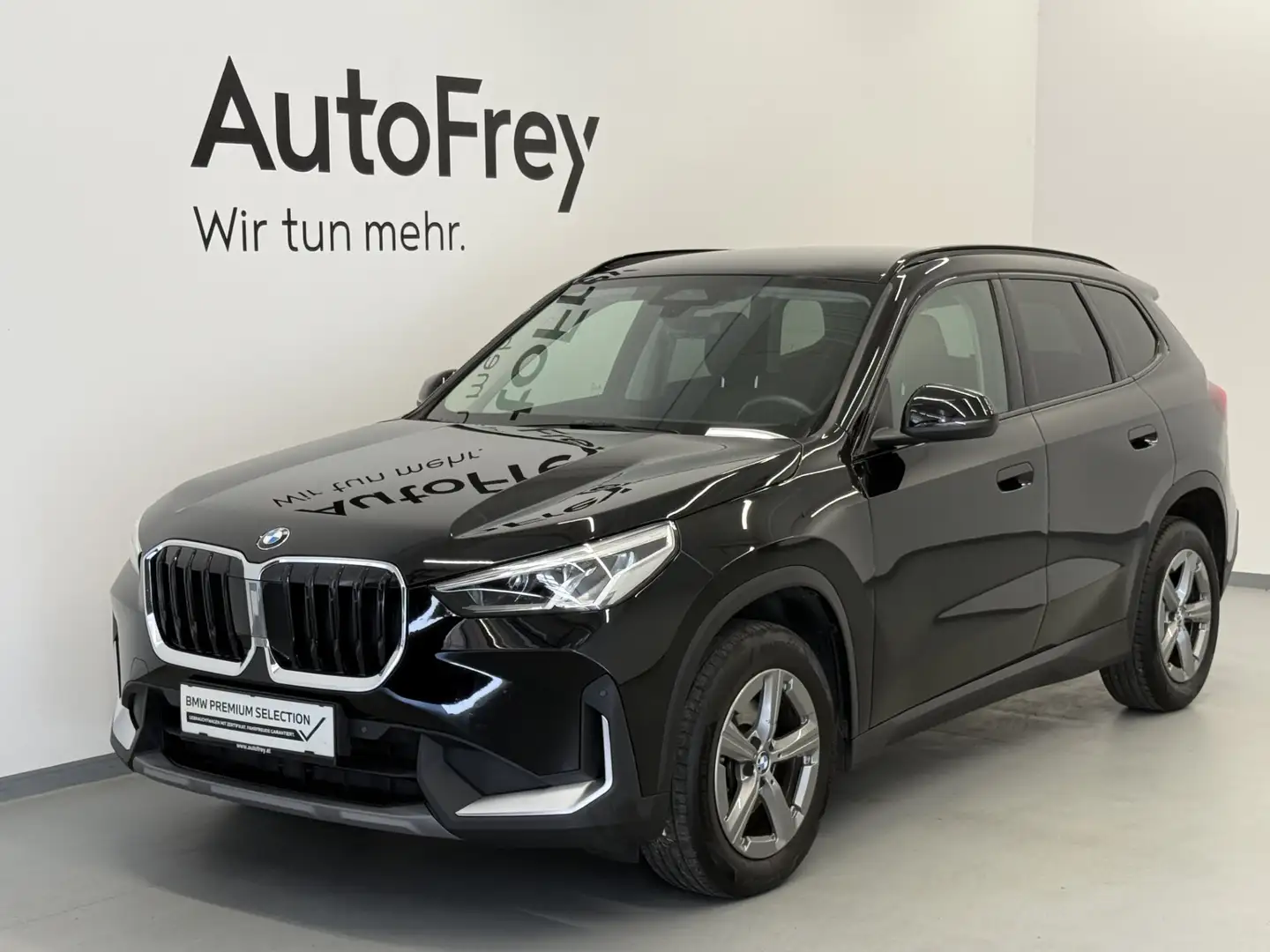 BMW X1 xDrive20d Schwarz - 1