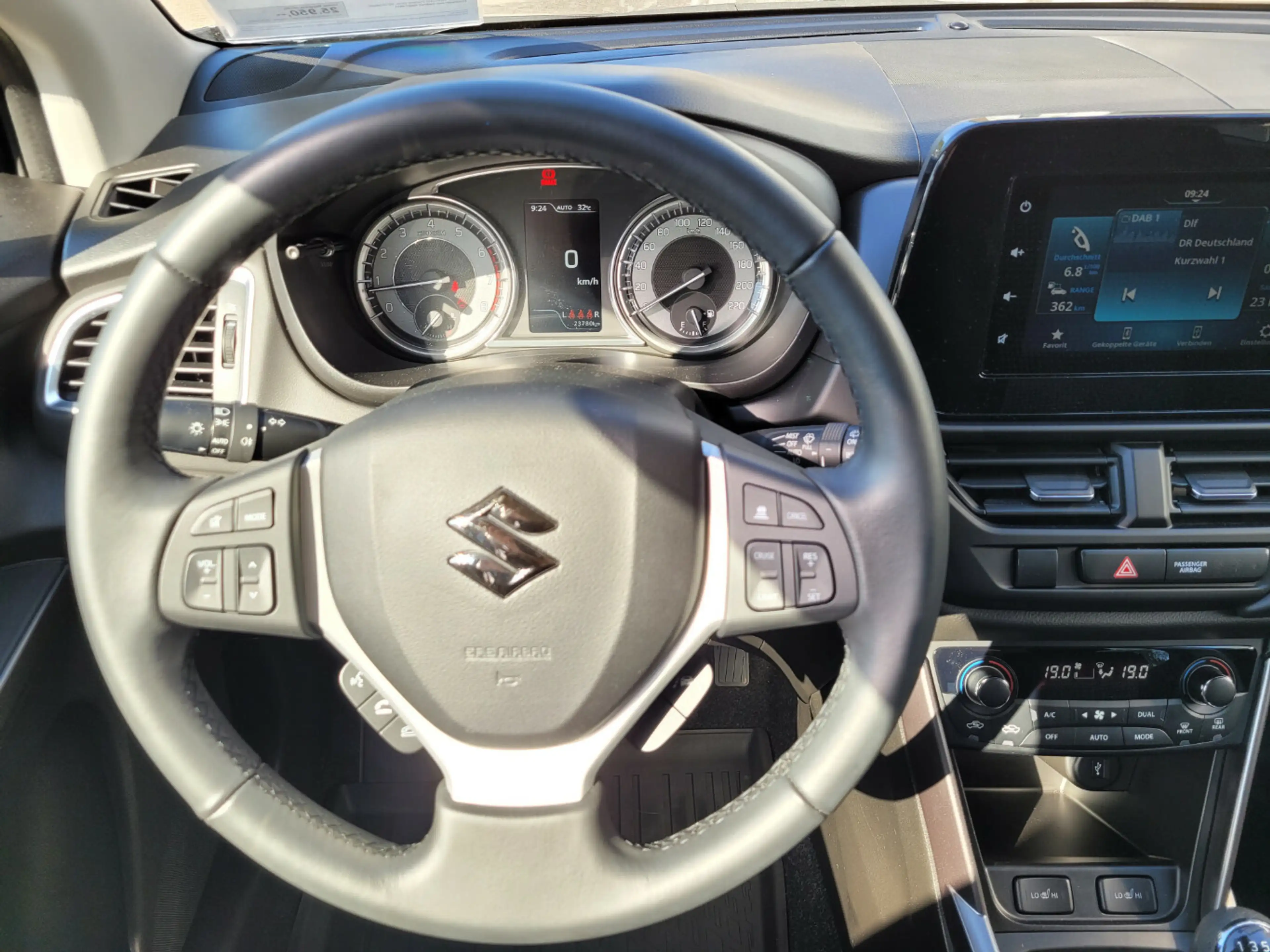 Suzuki SX4 S-Cross Comfort 4x4*ACC*LED*PDC* — photo 12