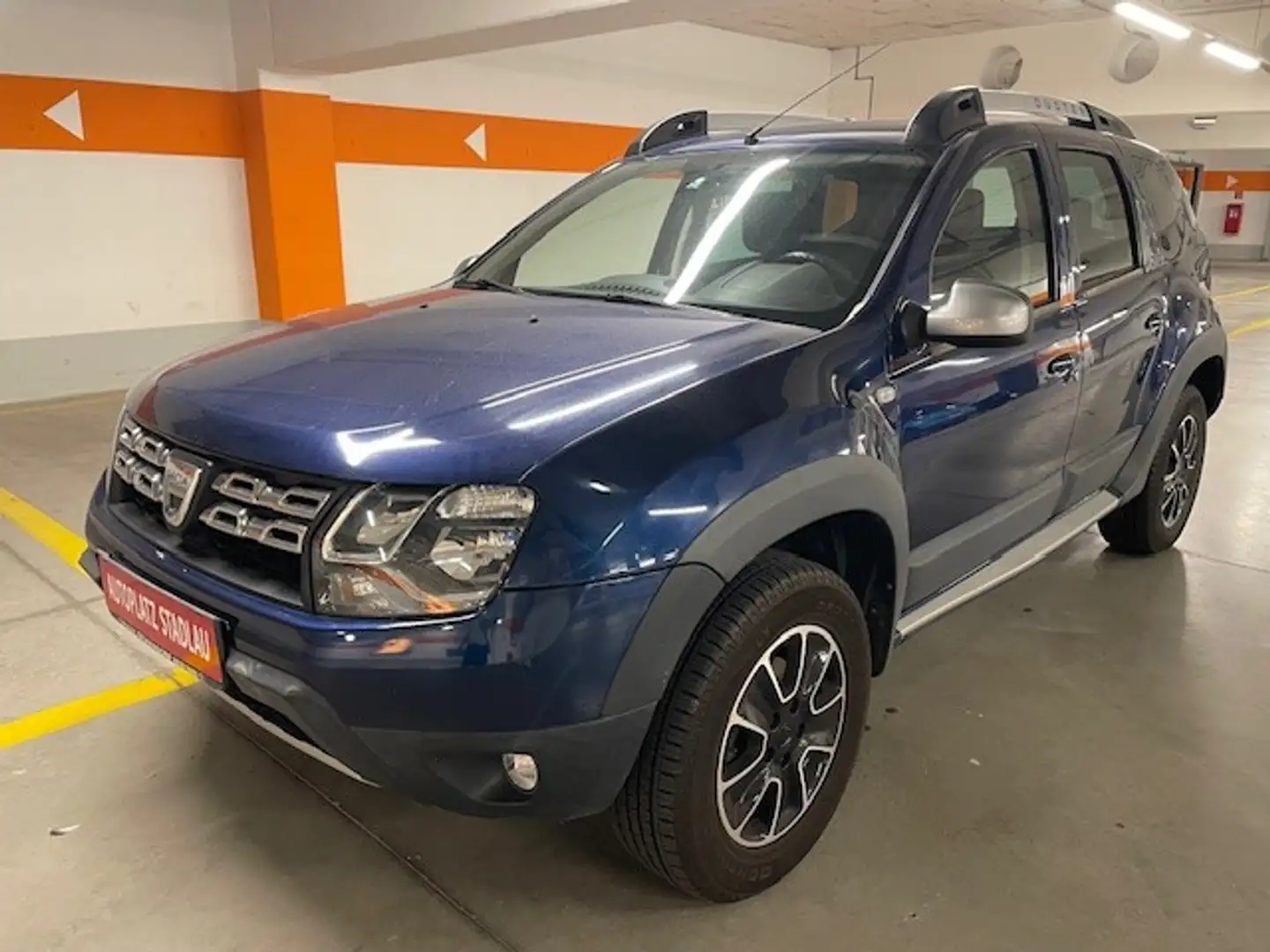 Dacia Duster Urban Explorer TCe 125 S&S Blau - 1
