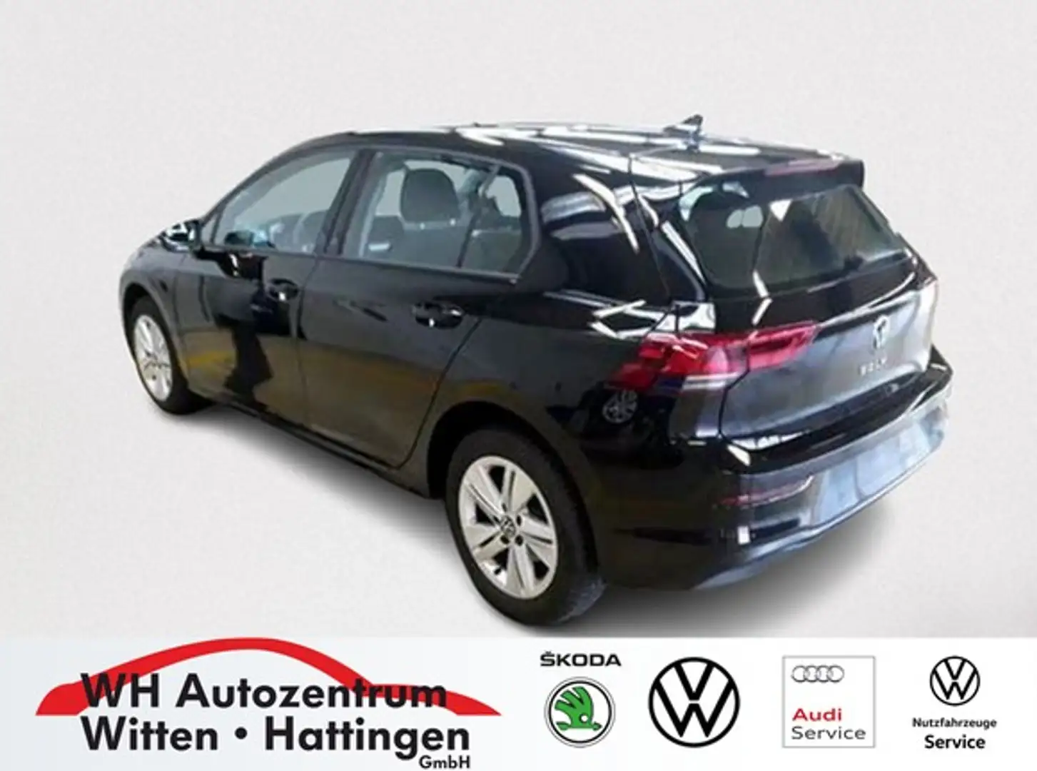 Volkswagen Golf VIII 1.5 TSI Life NAVI LED GJ-REIFEN ACC PDC SI... Negro - 1