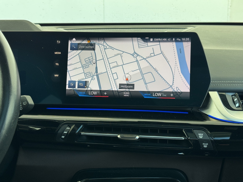 BMW X1 xDrive20dA xLine LiveCock.HUD.LED.PGD.Keyl.SH — photo 6