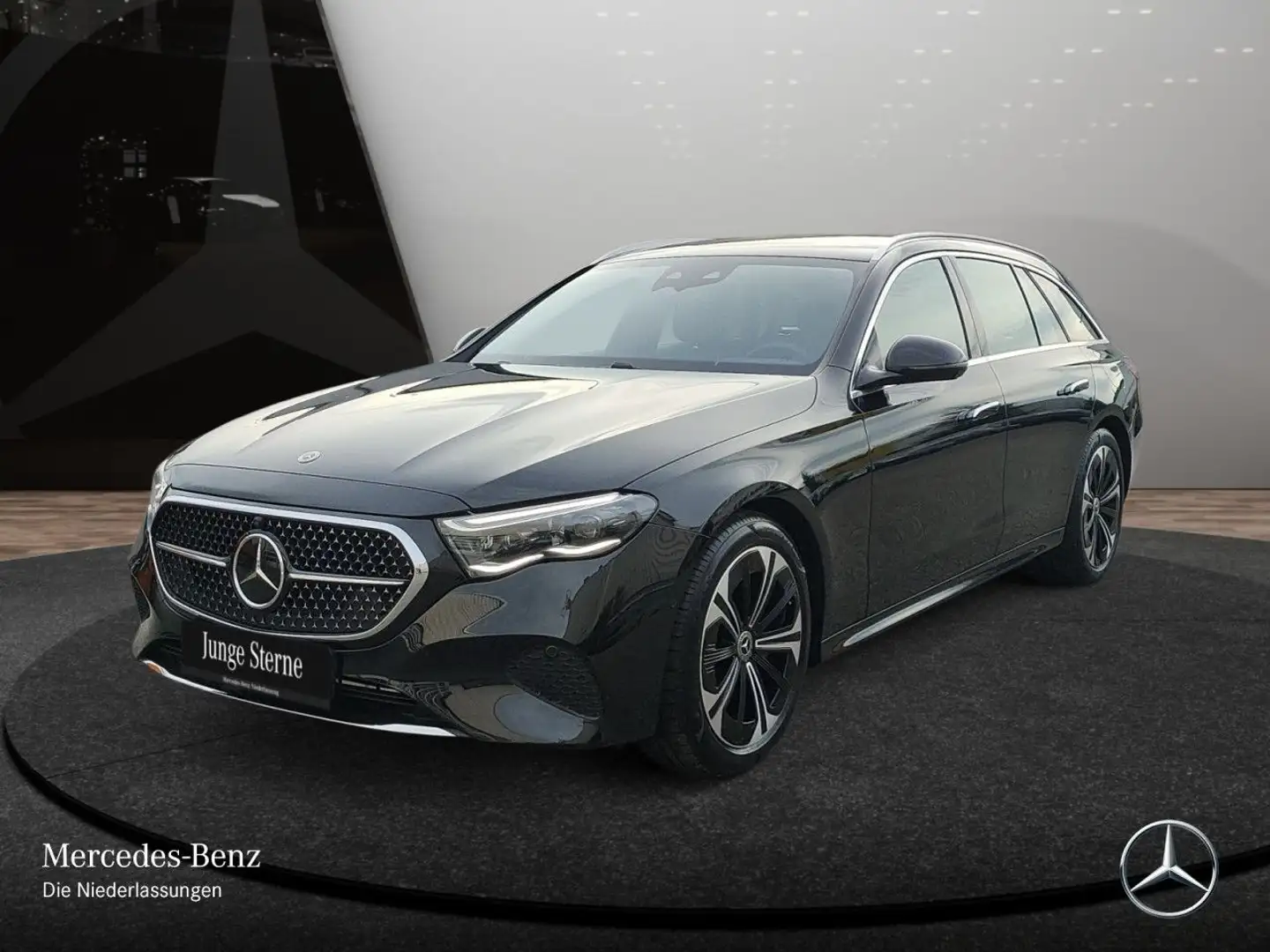 Mercedes-Benz E 300 de T Hybrid Avantgarde Fahrass 360° Distr. Schwarz - 2