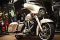 Harley-Davidson Street Glide 107 ***MOTO VERTE*** Argent - thumbnail 5