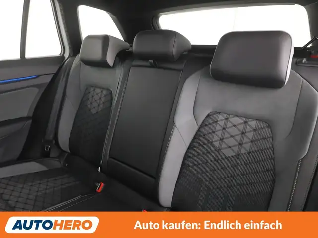 Volkswagen Golf view 14