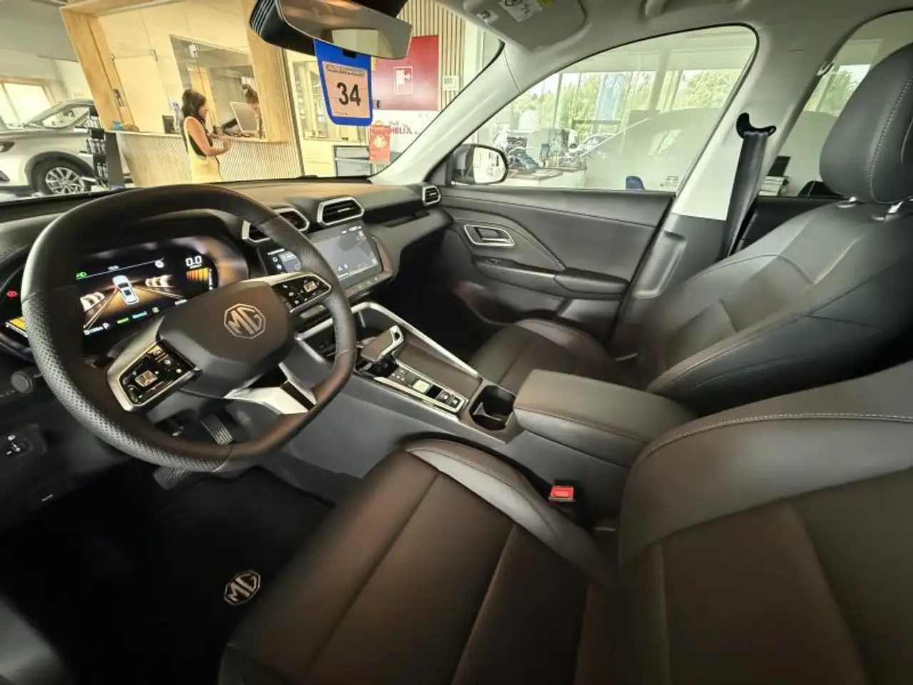 MG ZS 1.5 Hybrid+ Luxury FULL OPTION!, миниатюра 3