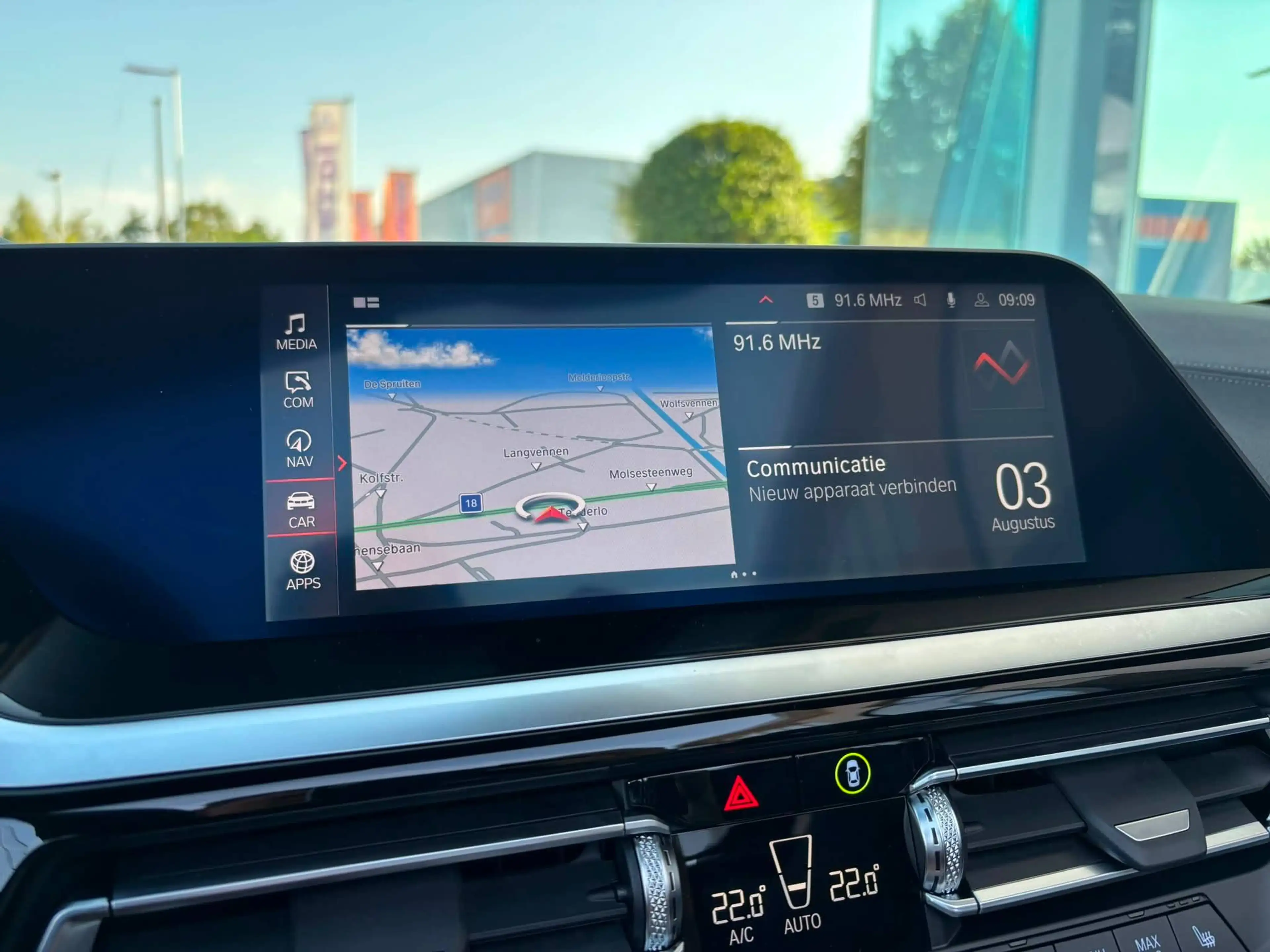 BMW Z4 2.0iAS sDrive FULL M Sport - Camera HUD HiFi — photo 15