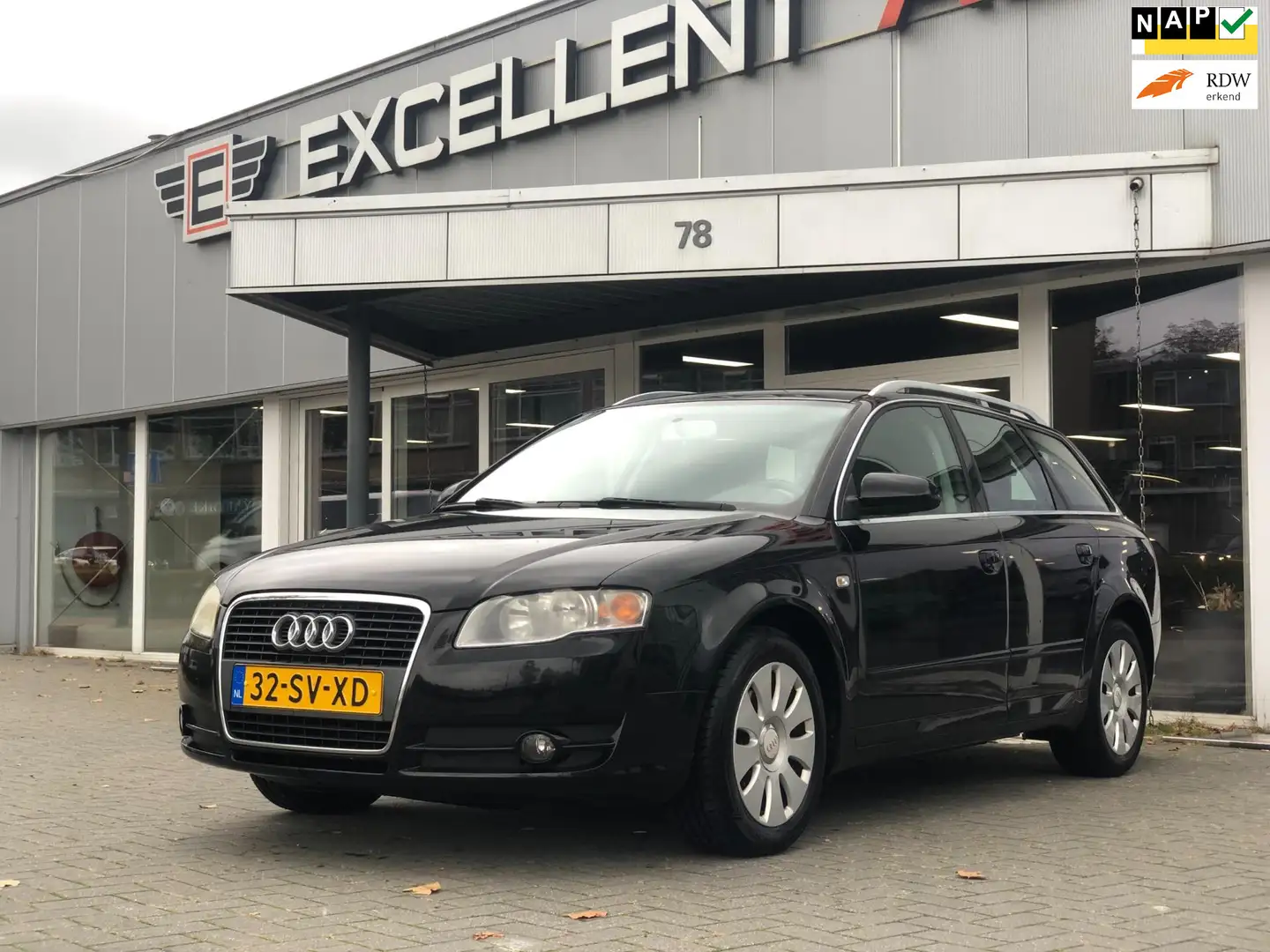 Audi A4 Avant 2.0 Proline Business Zwart - 1