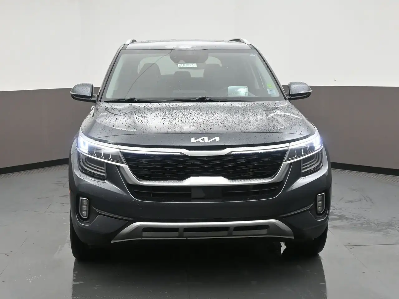 Kia Seltos снимка Kia Seltos