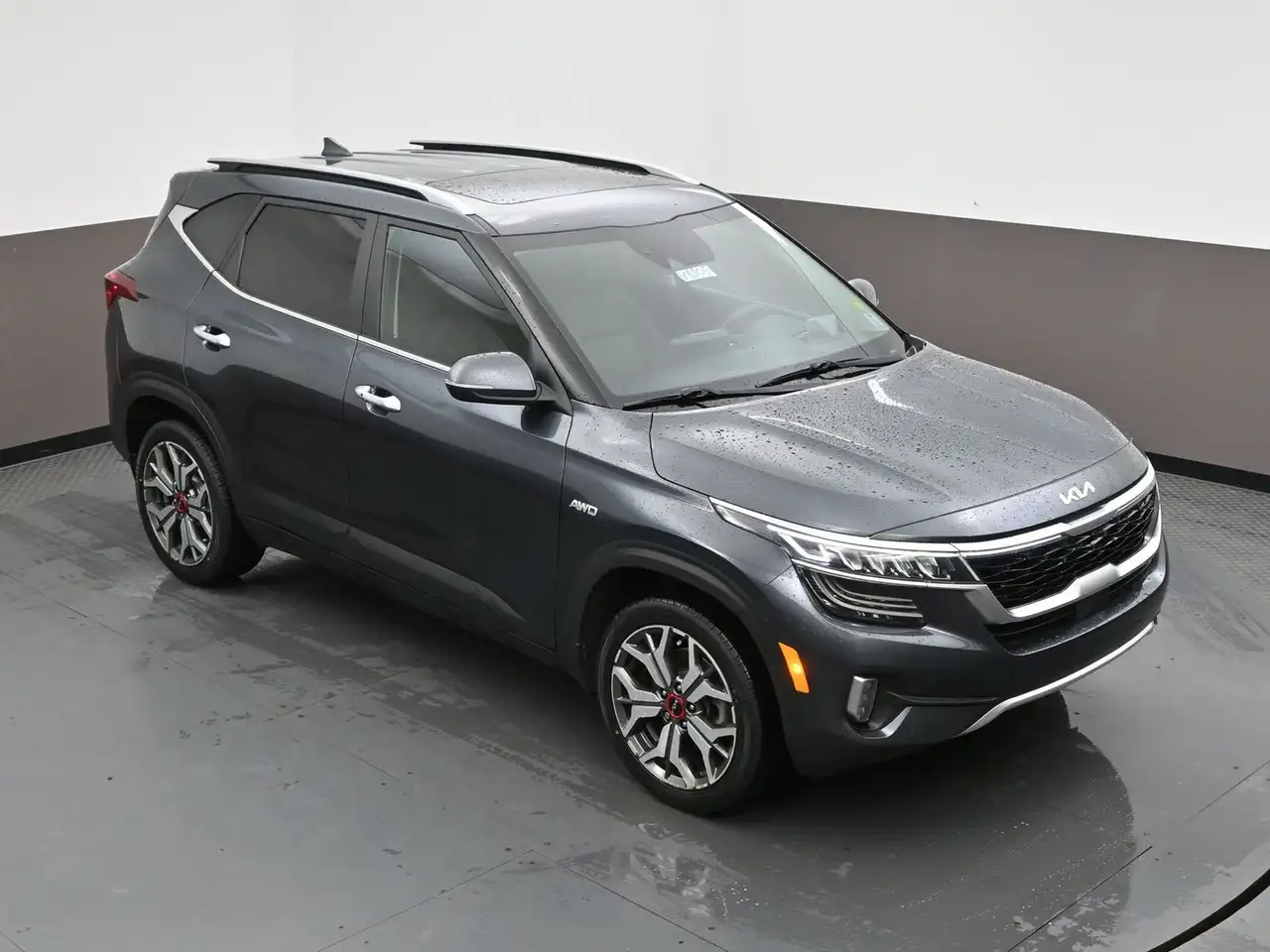 Kia Seltos снимка Kia Seltos