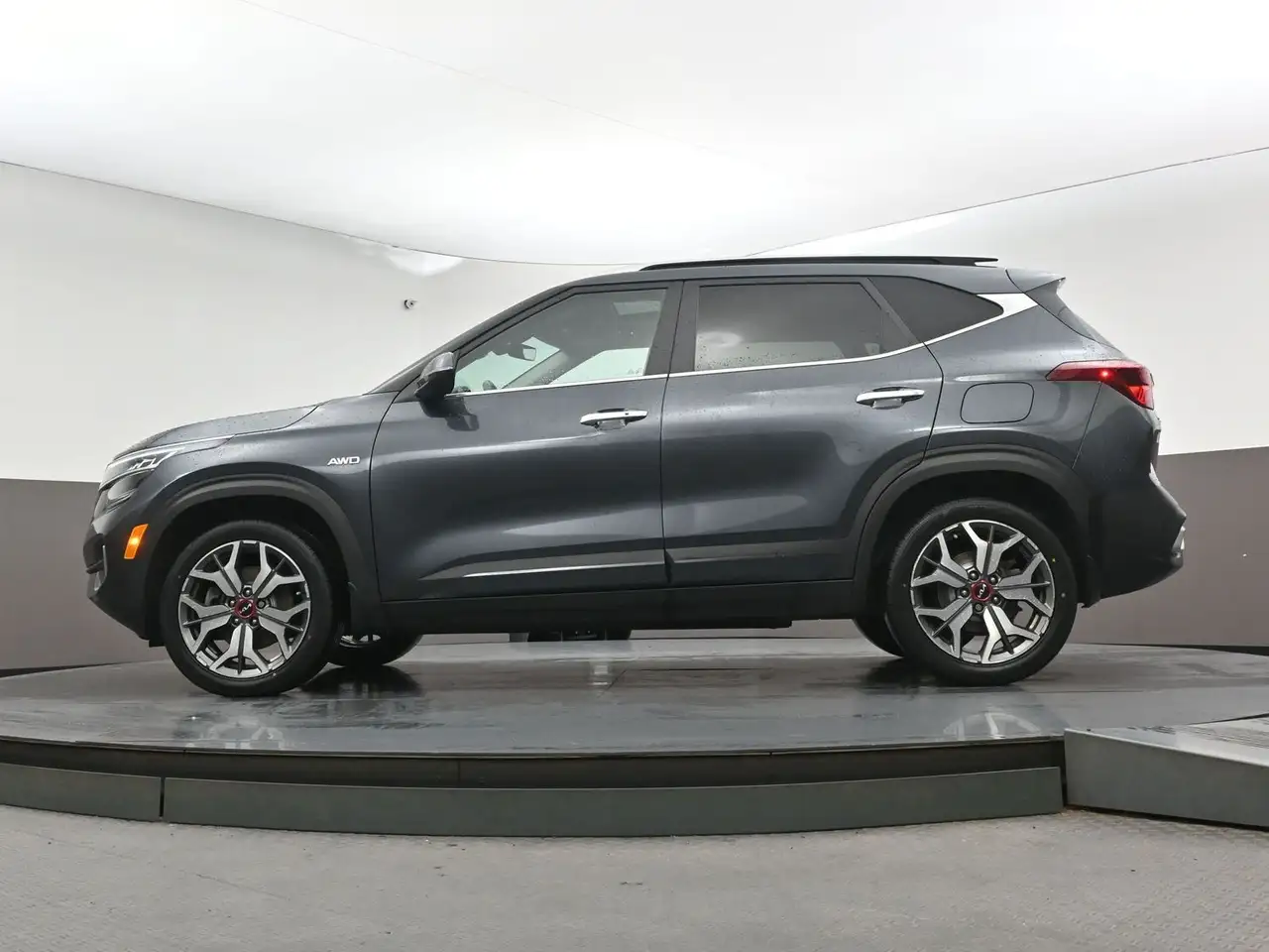 Kia Seltos снимка Kia Seltos