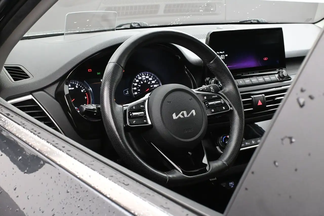 Kia Seltos снимка Kia Seltos