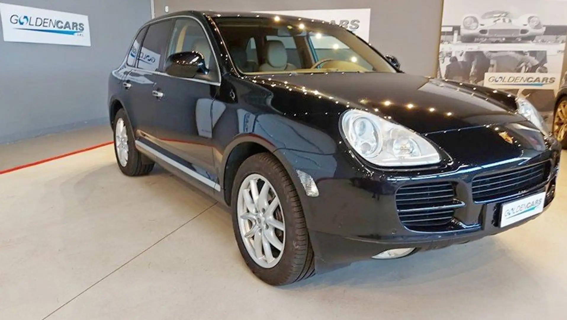 Porsche Cayenne 3.2 V6 Nero - 1