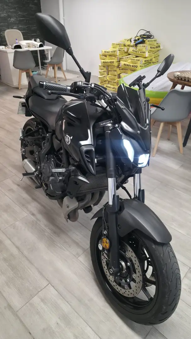 Yamaha MT-07 Versión 2021-2024 - 1