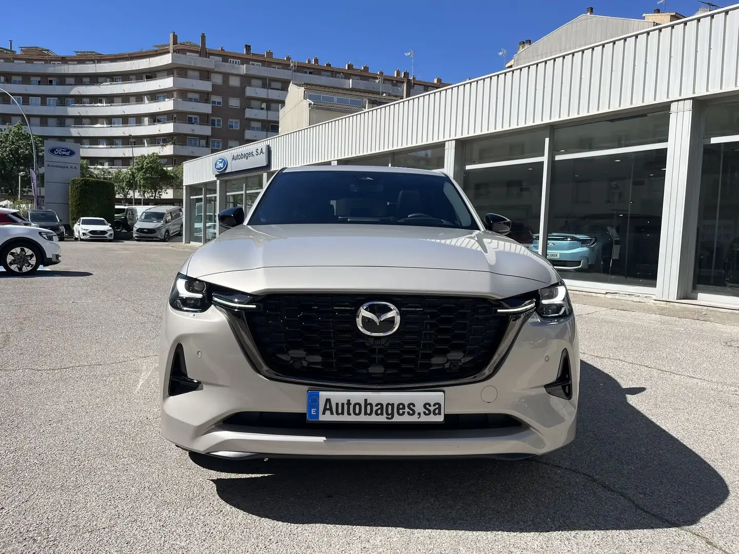 Mazda CX-60 3.3L e-Skyactiv-D MHEV Homura Plus 4WD 187kW Aut. Beige - 2