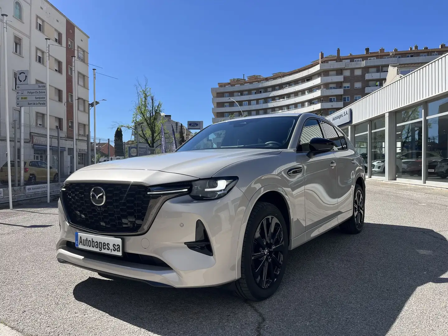 Mazda CX-60 3.3L e-Skyactiv-D MHEV Homura Plus 4WD 187kW Aut. Beige - 1
