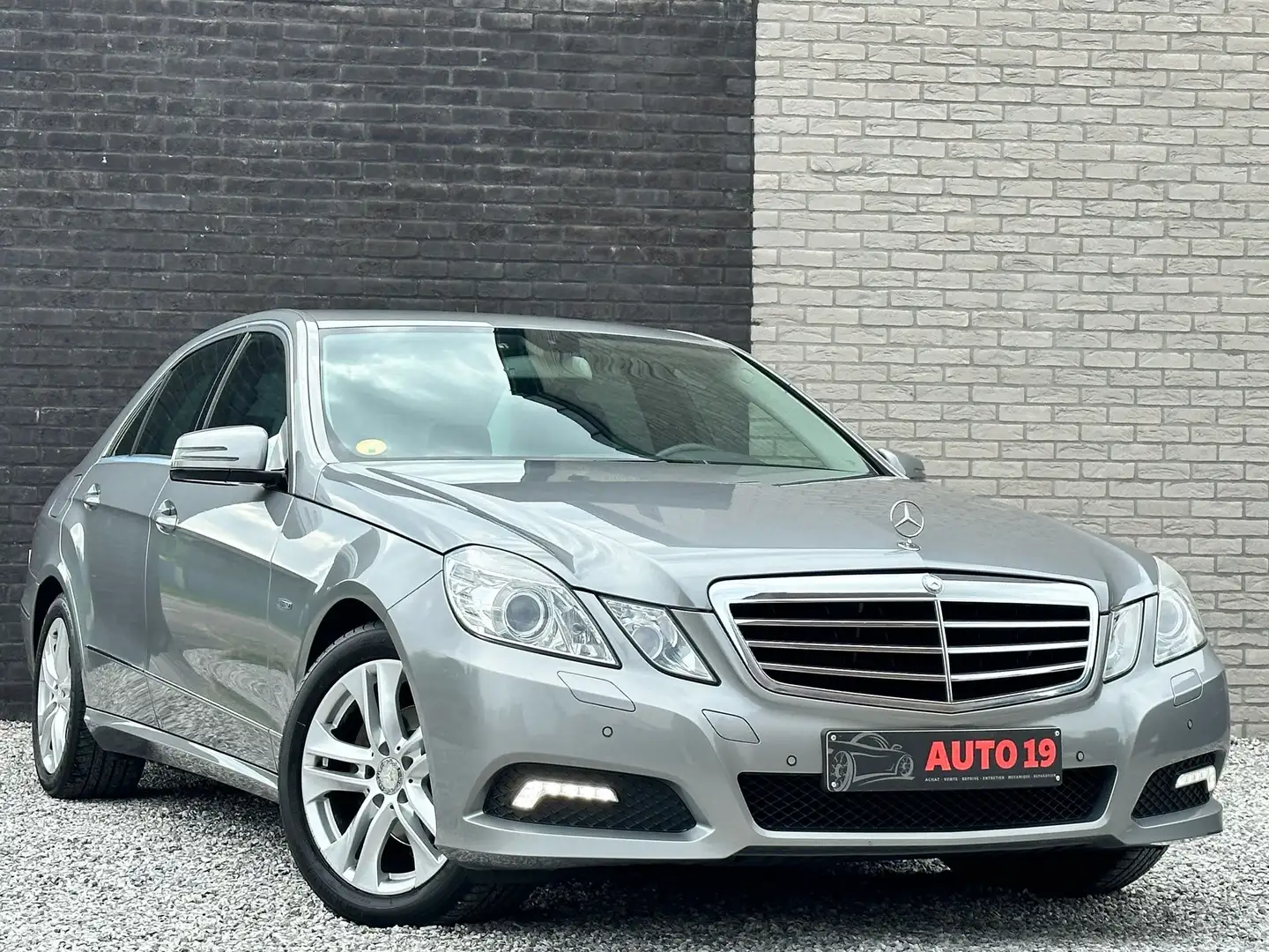 Mercedes-Benz E 200 E 200 CDI BE Avantgarde Start/Stop Gris - 1