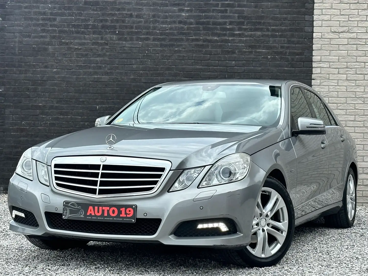 Mercedes-Benz E 200 E 200 CDI BE Avantgarde Start/Stop Gris - 2