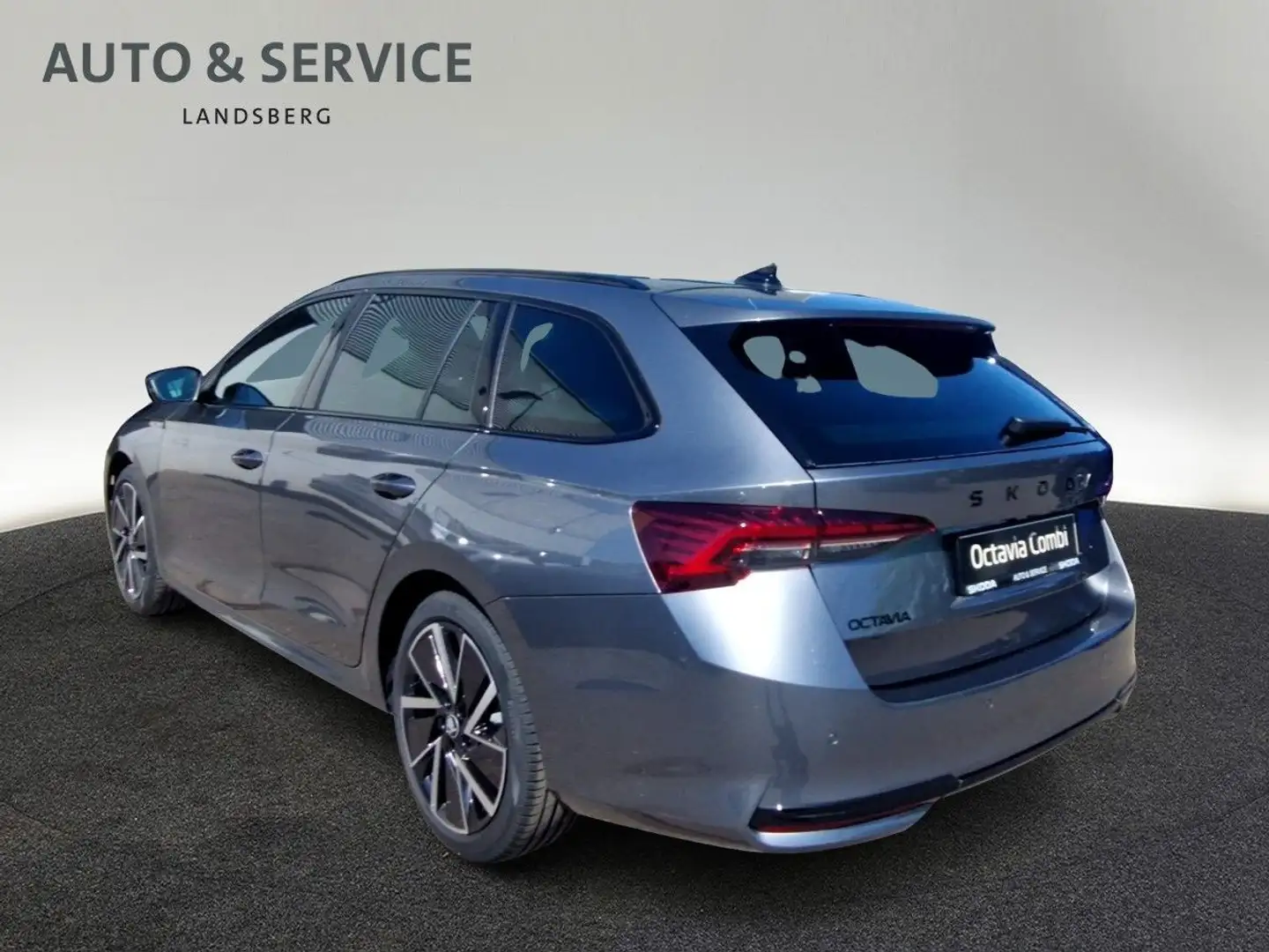 Skoda Octavia Combi Sportline 2,0 TDI DSG HUD AHK PDC Grau - 2