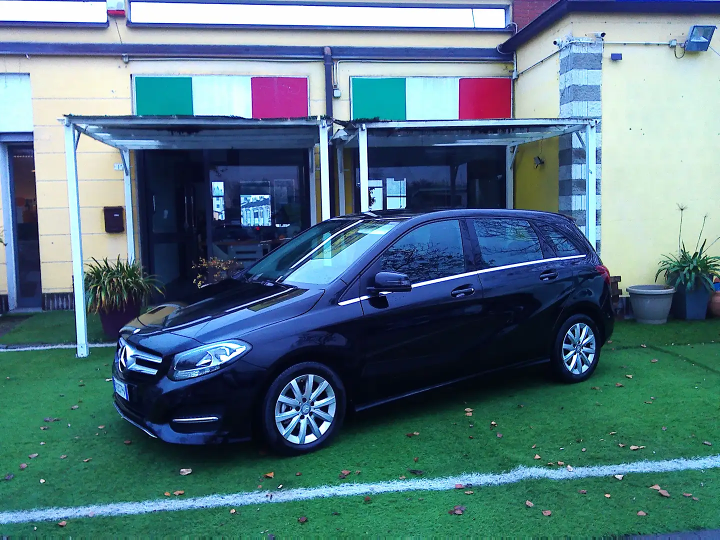 Mercedes-Benz B 180 Classe B - T246 d (cdi) Sport auto Noir - 1