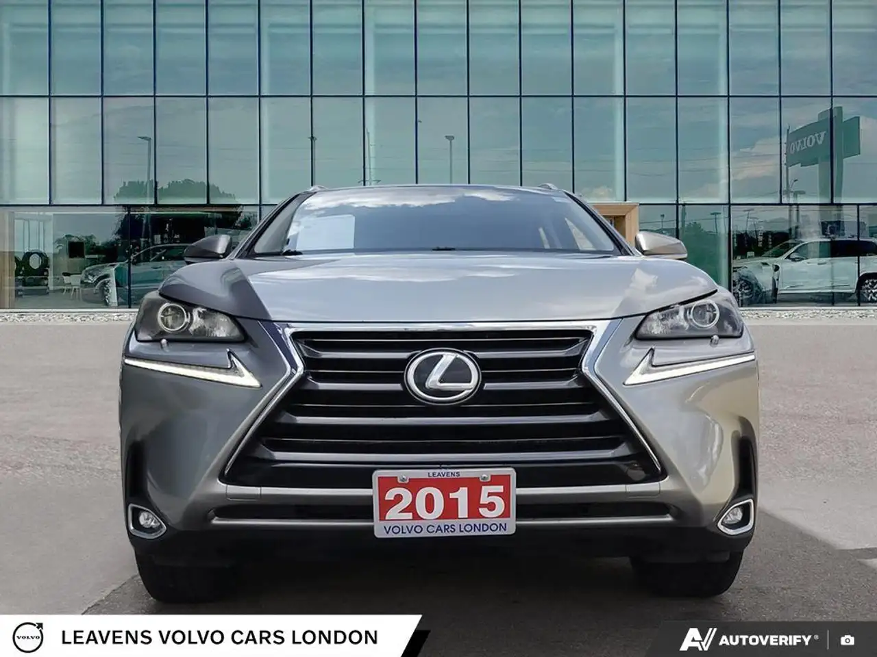 Lexus NX снимка Lexus NX