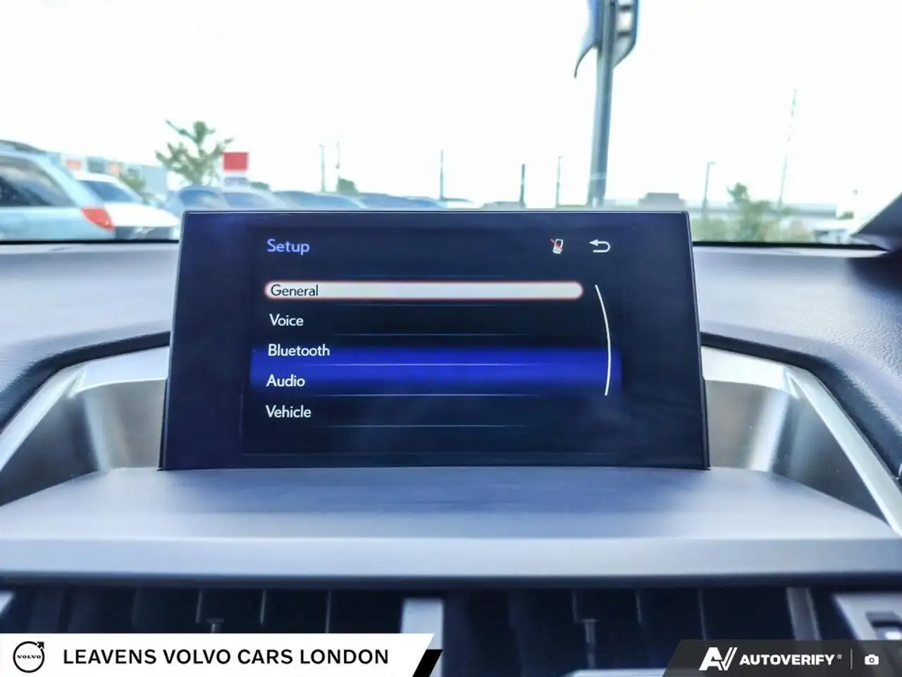 Lexus NX снимка Lexus NX