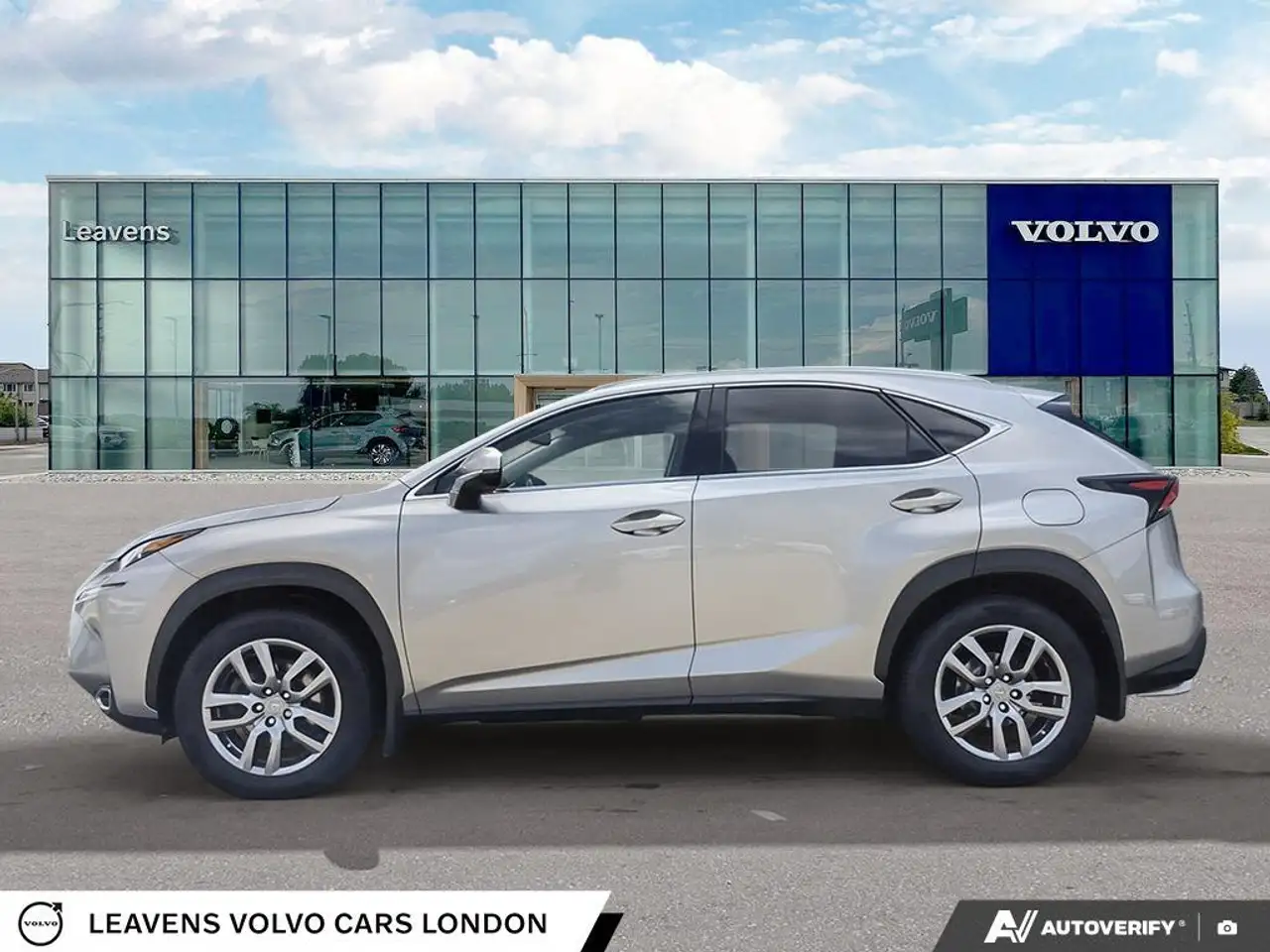 Lexus NX снимка Lexus NX