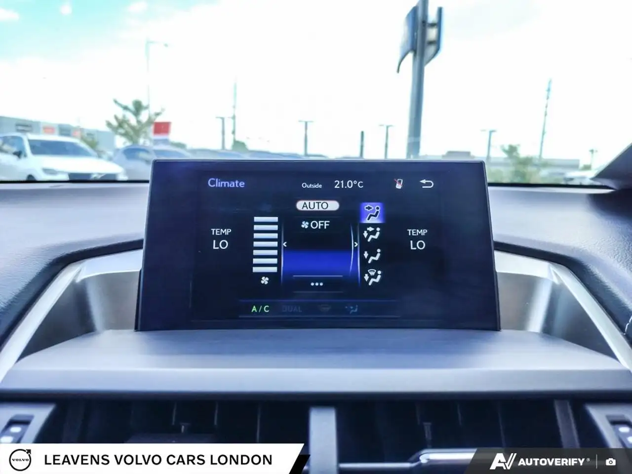 Lexus NX снимка Lexus NX