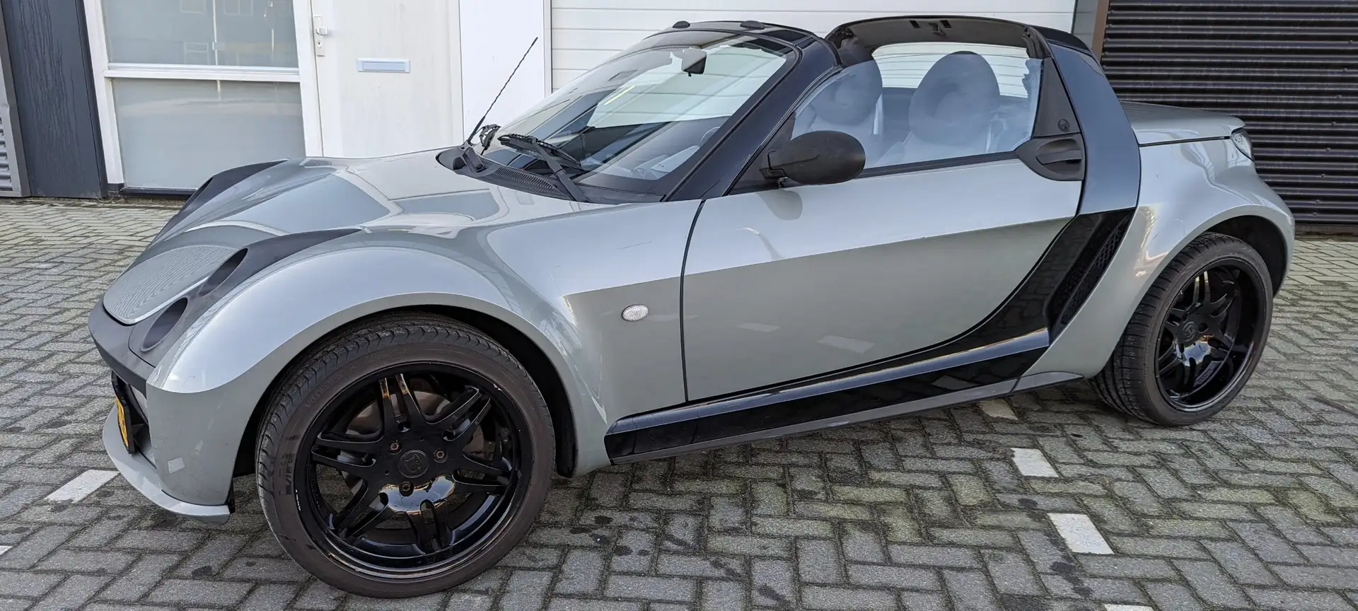 smart roadster 0.7 Šedá - 1