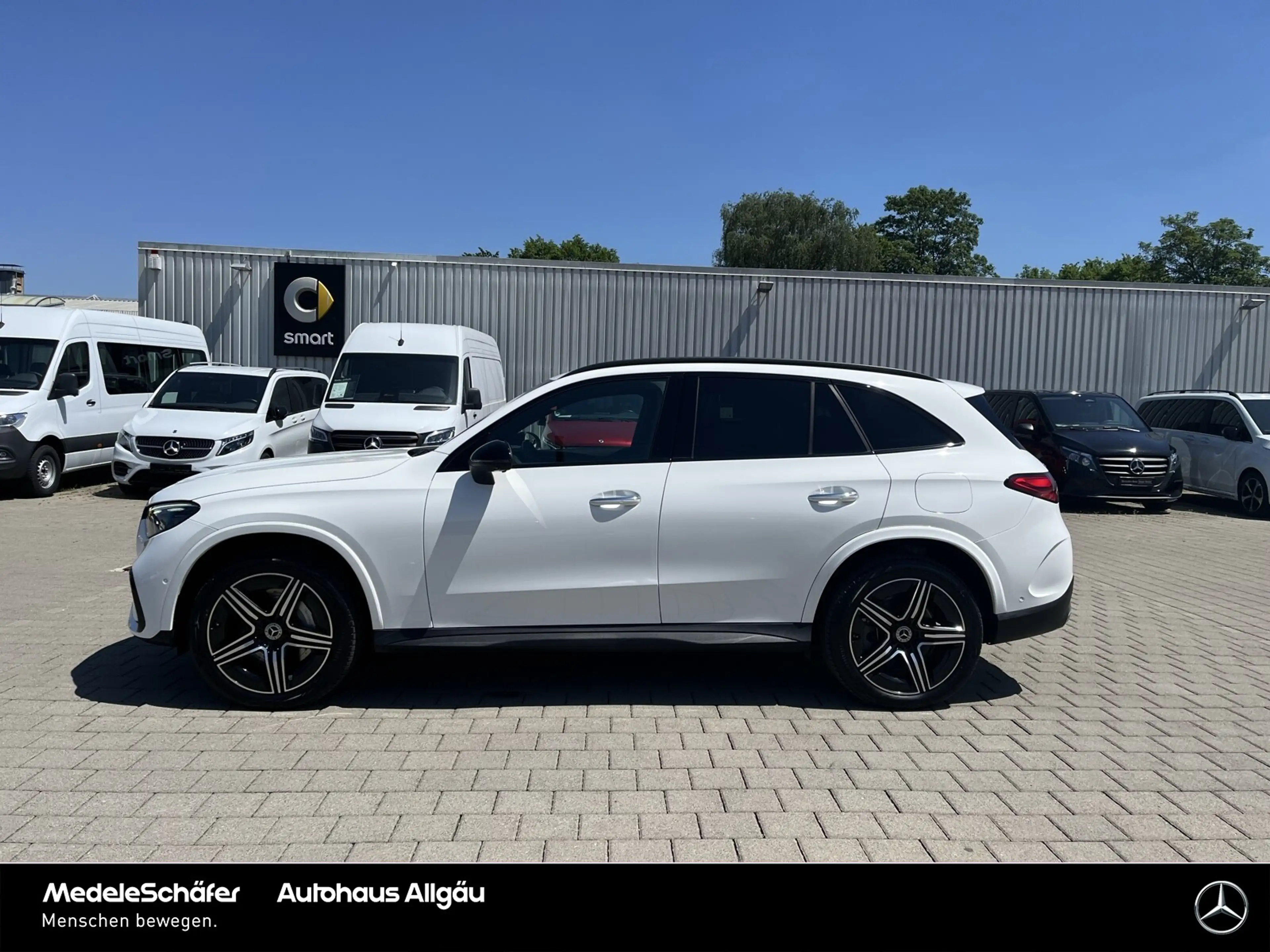 Mercedes-Benz GLC 400 GLC 400 e 4M AMG Night 20" AHK Fahr-Assi D-Light — photo 2