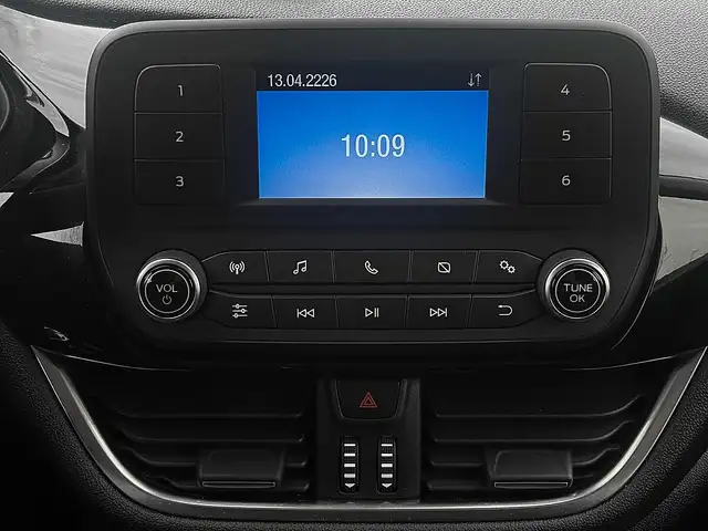 Ford Fiesta view 13