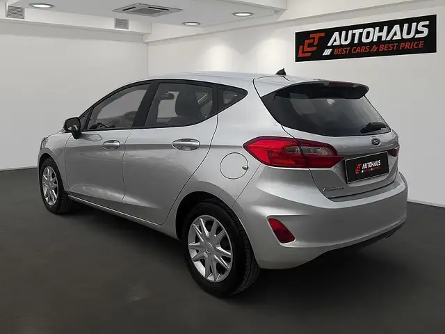 Ford Fiesta view 3
