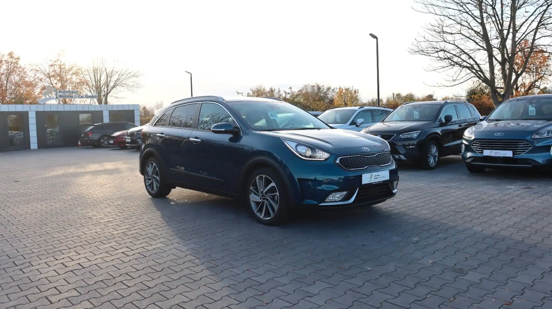 Kia Niro Spirit JBL ACC Spur TotW. CarPlay Kamera Bleu - 1