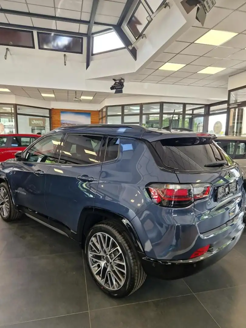 Jeep Compass Summit Mildhybr. 1,5 Autom -Sofort- Blau - 2