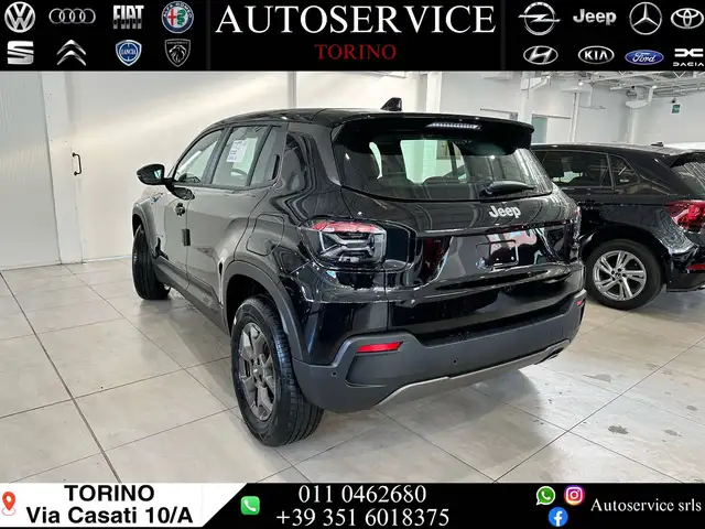 Jeep Avenger view 2