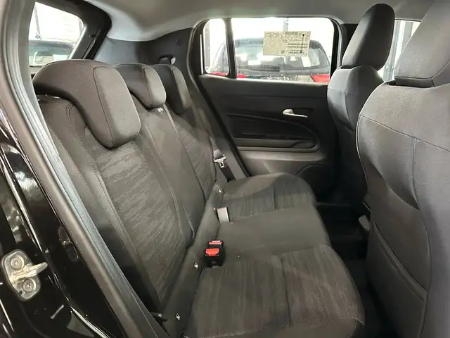 Jeep Avenger view 9