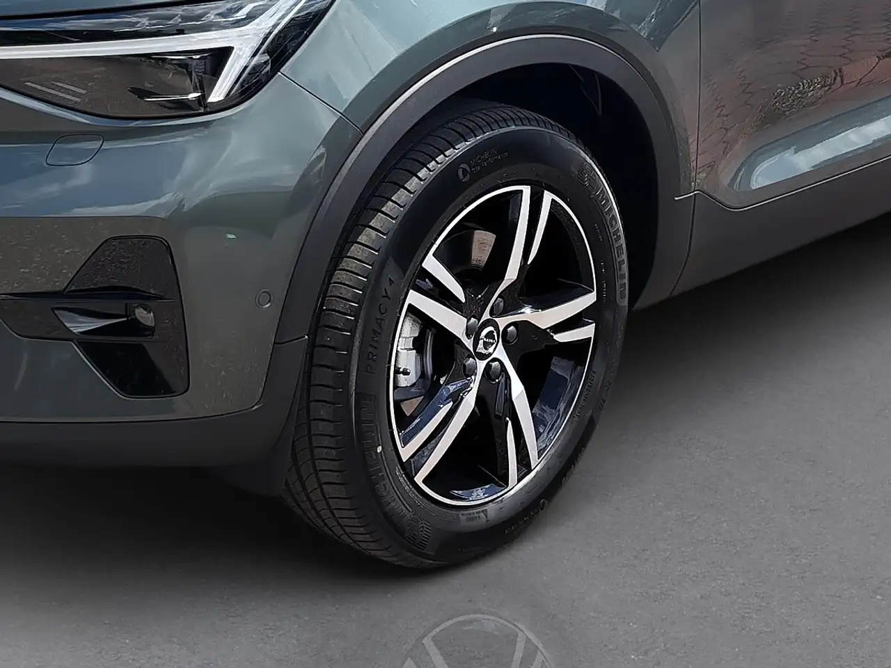 Volvo XC40 2026 — фото 8