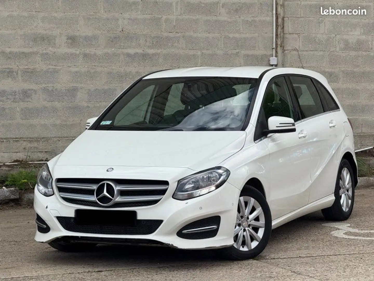 Mercedes-Benz B 200 Mercedes B200 cdi 2015 phase 2 à 4990Euro Blanc - 1