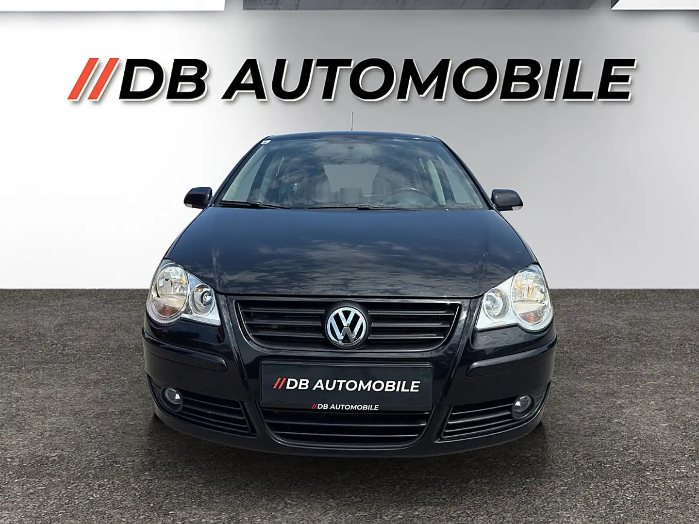 Volkswagen Polo Family+ 1,2 Schwarz - 2